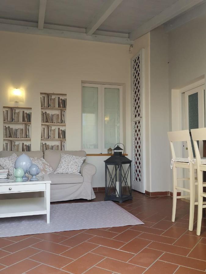 Palazzo Venezia - Luxury Holiday Rooms Монополи Экстерьер фото